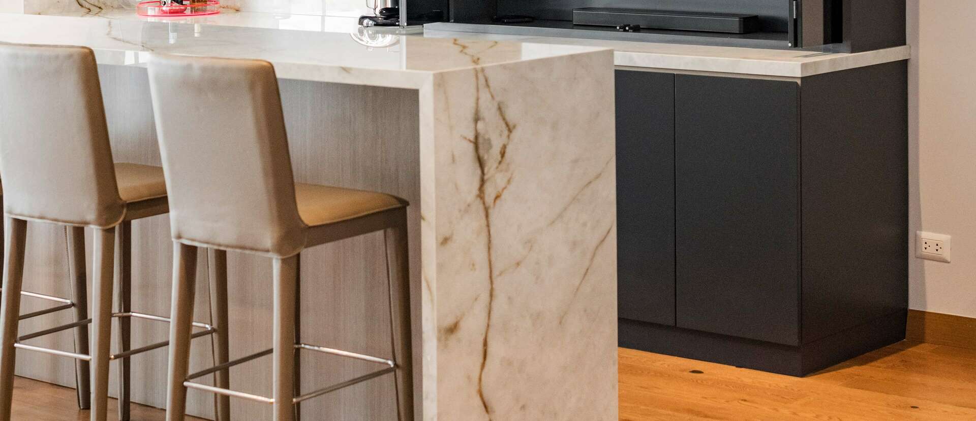 Neolith Himalaya Crystal Sigvartsen Benkeplater